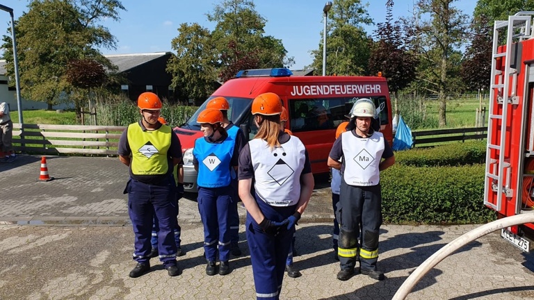 Rucksäcke für die Kids der Jugendfeuerwehr