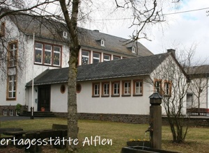Spielplatz & Obstgarten für die Kita Alflen