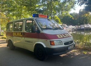 DLRG-Einsatzfahrzeug