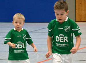 Trikots für Jugendfußball Camp