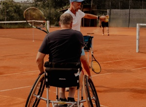 LED-Beleuchtung für Ganzjahres-Tennisplätze