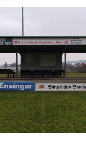 Neue Auswechselbänke für den SV Kressbronn
