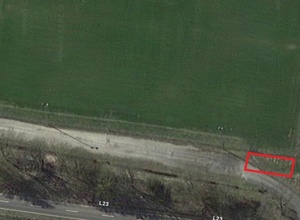 Sandlagerplatz und Außentüren