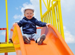 Spielplatz & Obstgarten für die Kita Alflen
