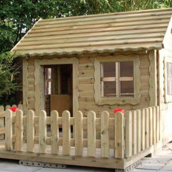 Volksbank: Gartenspielhaus für die Kinder der Krippe aus Tündern