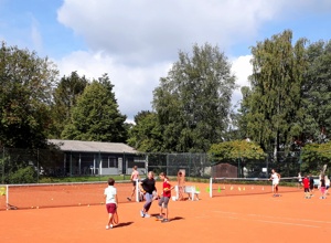 Wir gehören zusammen  - Outfit für unsere Tenniskinder