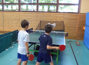 Tischtennis Roboter für das Kinder/Jugend Training
