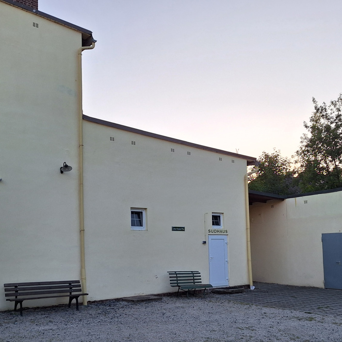 Neugestaltung Infrastruktur und Außenanlagen