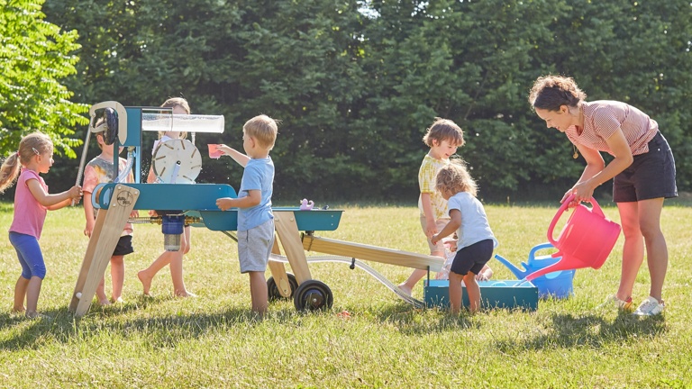 2 Wellenspieler - Nachhaltig planschen, experimentieren und Spaß haben