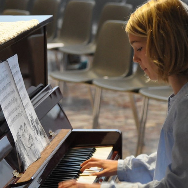 Klavier für die Musikschule Marienmünster