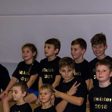 Jugendtrainingsanzüge