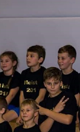 Jugendtrainingsanzüge