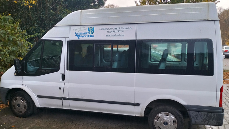 "Bürgerbus" wird Transporter für Fehntjer Helferkreis e. V.