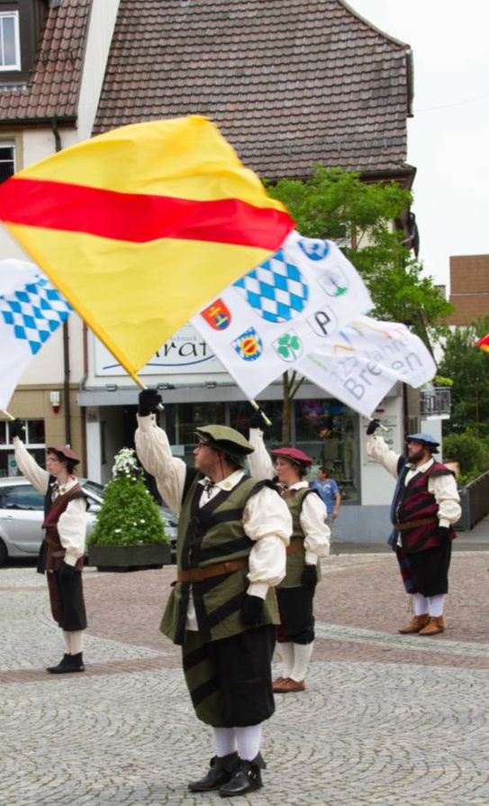 Softshelljacken & Pullover für die Kraichgau-Fahnenschwinger Bretten
