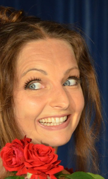 Mit Strassentheater Mut machen