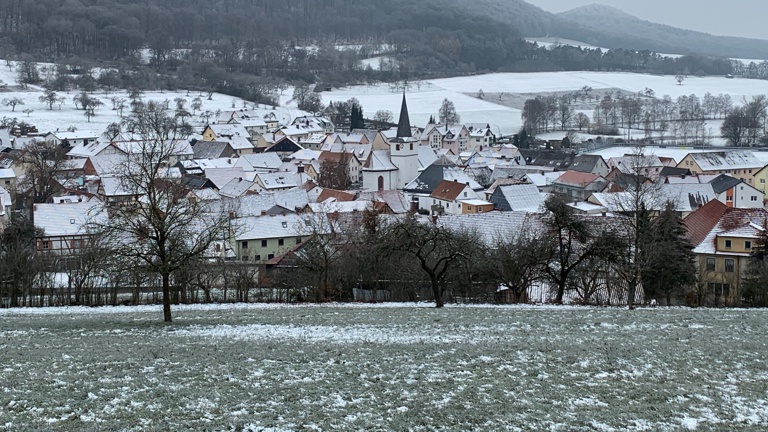 Defibrillator für Arnshausen - unser Dorf herzsicherer machen!