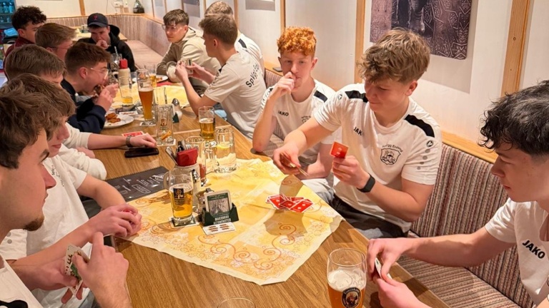 Neue Bepolsterung für unser Vereinsheim