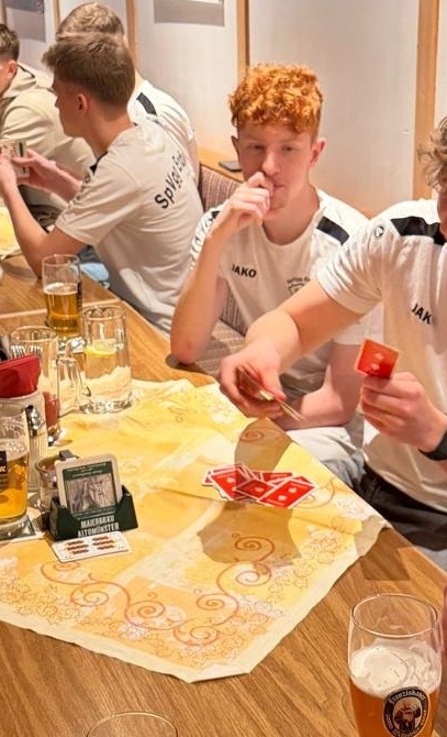 Neue Bepolsterung für unser Vereinsheim