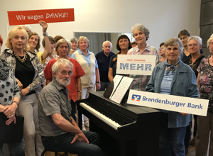 Ein Klavier für unseren Volkschor