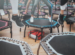 Minitrampoline für Jung und Alt: wir bleiben fit und im Gleichgewicht