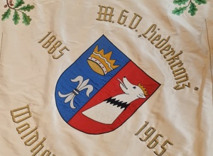 Restaurierung historische Vereinsfahne