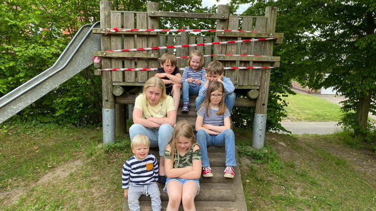 Spielplatz am Meeschenkamp: Erneuerung des Rutschturms