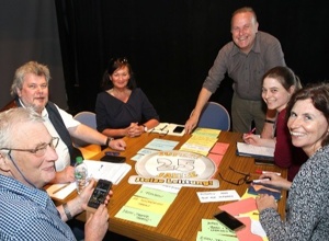 Neue Stühle fürs Schau-Spiel-Studio Oberberg