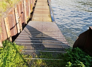 Schwimmsteg für die RGB