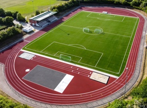Defibrillator im Steinwaldstadion
