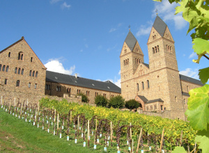 Sanierung der Wandmalerei - Abtei St. Hildegard