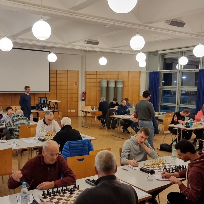 Spielmaterial für Jugendarbeit und Mannschaftskämpfe der Schachfreunde