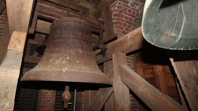 Wir würden es ja gerne an die große Glocke hängen, aber ...