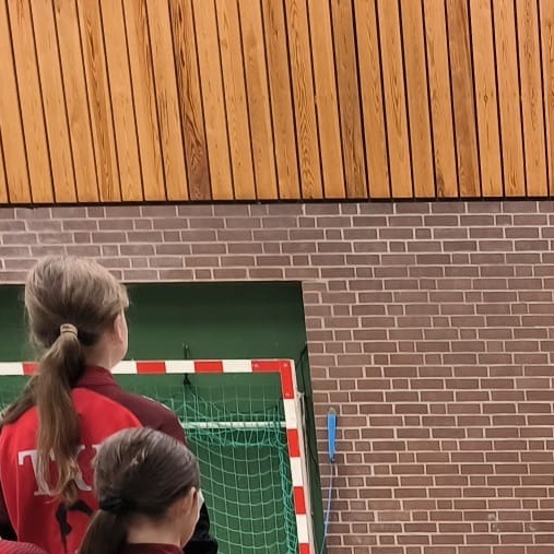 Neue Trainingsanzüge für unsere Leistungsriege