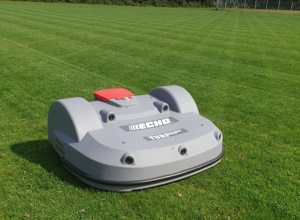Video - Rasenmähroboter für unseren Sportplatz