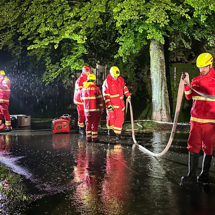 Beleuchtung im Einsatz - DLRG Bad Camberg e.V.