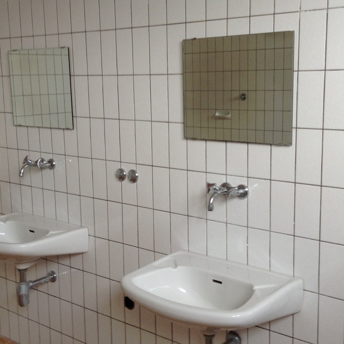 Südhaardter SV saniert Duschen im Sportheim