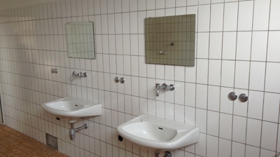 Südhaardter SV saniert Duschen im Sportheim