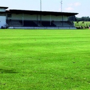 Einheitliche Trainingsbekleidung für unsere Jugend