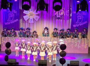 KG Au Ülle Würselen - neue Tanzuniformen