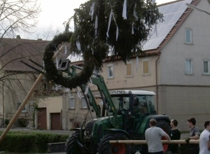 Maibaumständer für Unterickelsheim 