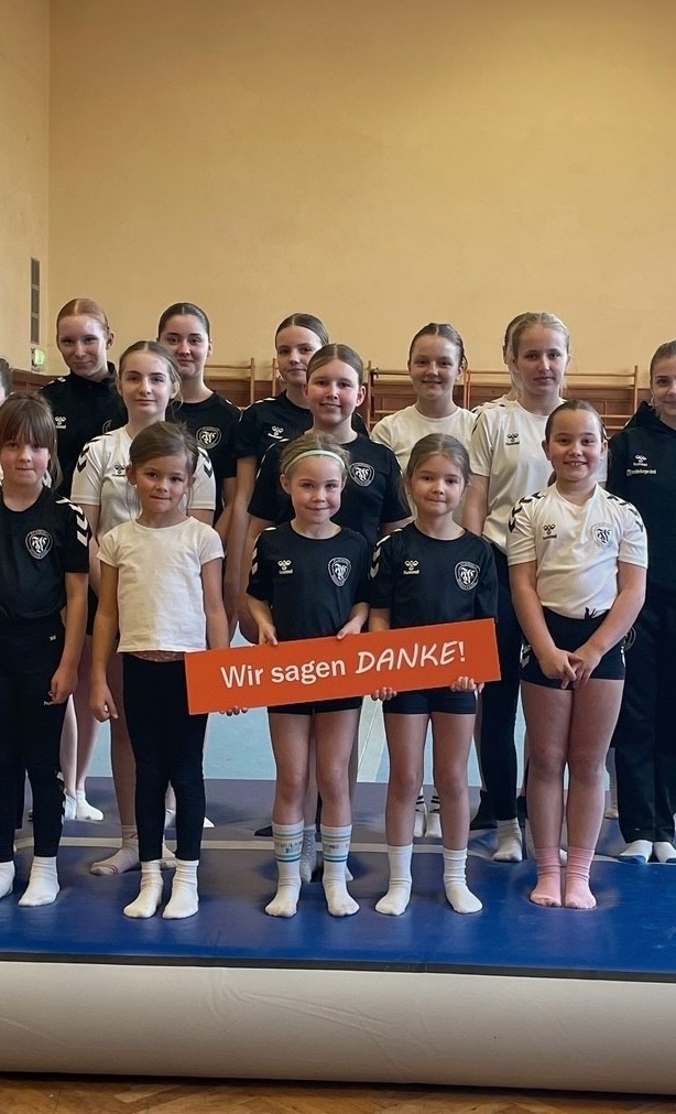 Gemeinsam zum AirTrack - für unsere kleinen und großen Akrobaten!