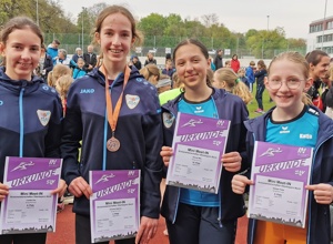 Trikots und Wettkampfkleidung für die Leichtathleten