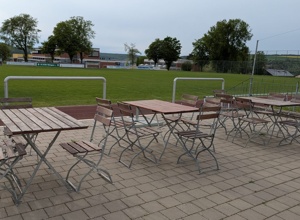 Neues Terrassenmobiliar FC 1920 Thüngen