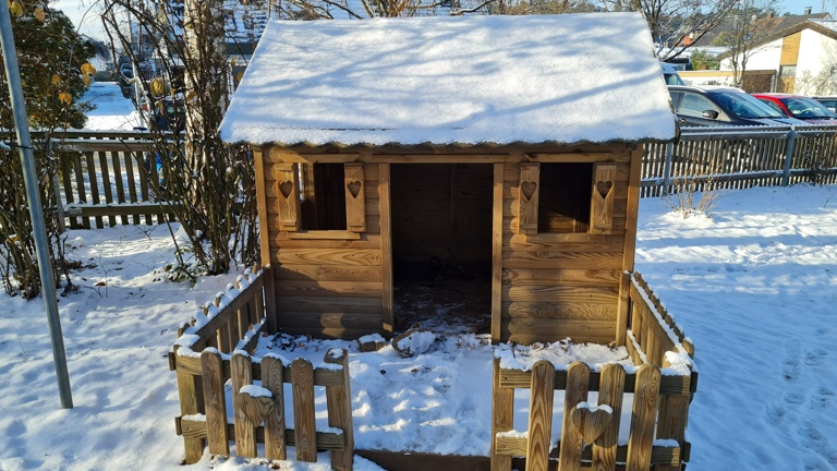 Gartenspielhaus für den Kindergarten