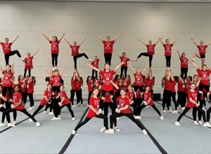 Video - MCA Safety Floor Cheerleading Wettkampfboden