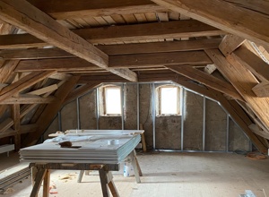 "Freunde Kooperatorenhaus Beidl e.V." errichten Biergarten/ Dorftreff