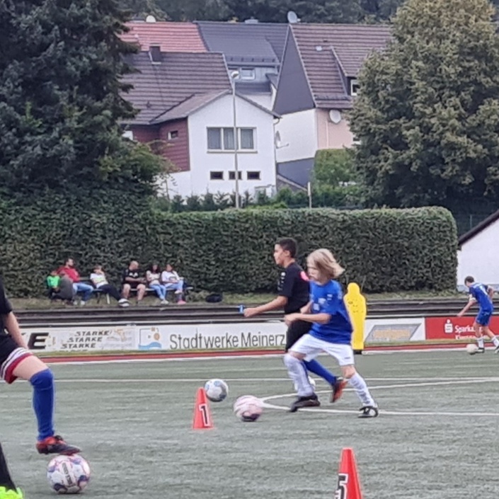 Weiterbildung unserer Jugendtrainer, Abschluss mit Trainer-Lizenz