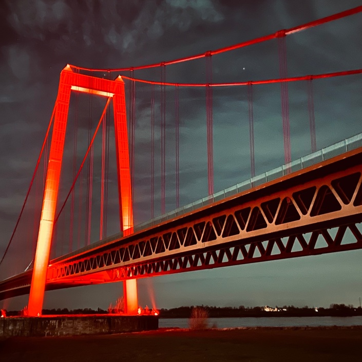 Neu-Beleuchtung  Rheinbrücke Emmerich