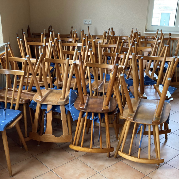 Neues Mobiliar für die Kinder und Jugendarbeit (CVJM Altfeld e.V.)