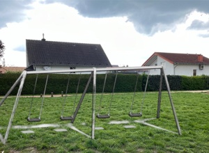 Wir bringen Schwung auf den Schulhof – Schaukeln für die KGS Mondorf